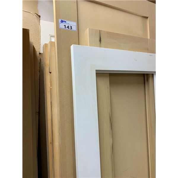 LOT OF APPROX.30 WOODEN DOORS - VARIOUS HARDWOOD TYPES & SIZES