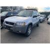 Image 1 : *TOW* *R* 2001 FORD ESCAPE XLT, 4DR SUV, WHITE, VIN 1FMYU04121KC35818,