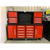 Image 2 : RED STEELMAN 18 DRAWER 4 DOOR WORKBENCH ( H67" X W87" X D23" ) WITH HUTCH ANTI-SLIP LINING, KEYS,