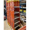 Image 2 : WERNER 6' ORANGE FIBERGLASS / ALUMINUM INDUSTRIAL STEP LADDER
