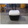 Image 1 : Igloo Cooler