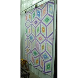 Vintage Quilt, Field Of Diamonds - Three Quilt Blocks Form A 3-d Cube - Rare Design