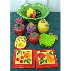 Lettuce Leaf Salad Bowl, Grapes, Pineapple, Strawberry And Apple Covered Dishes, West Germany Strawb