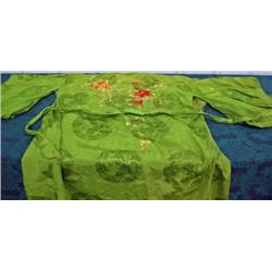 Lot Of Green Embroidered Kimono And Several White Linen Tablecloths And Napkins