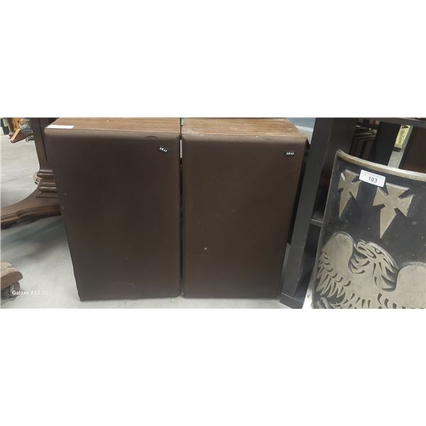 Pair of 70s Akai speakers 26" tall