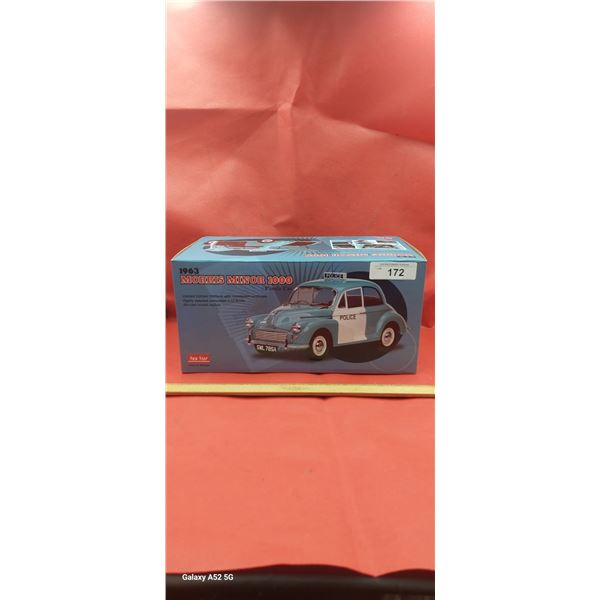 Gorgeous 1:12 scale Morris Minor plice car by Suns Star extremely detailed model NIB