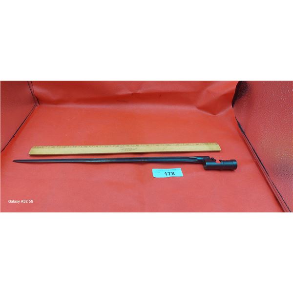 Vintage bayonette 20"