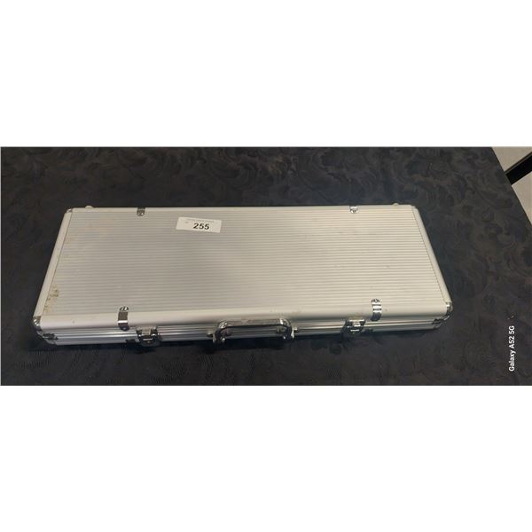 Nice poker set in case