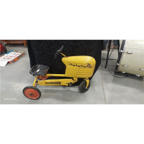 Vintage chain drive pedal tractor 34"