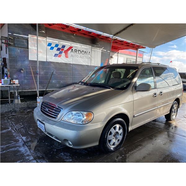 2002 KIA SEDONA