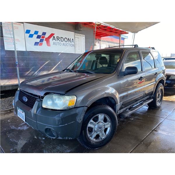2005 FORD ESCAPE