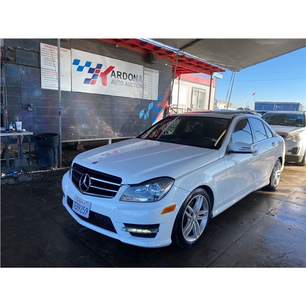 2014 MERCEDES-BENZ C-CLASS