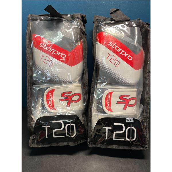 Lot of 2 Packs of T20 Starpro Boxing Gloves for Men/Women