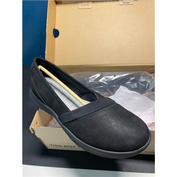 Lot of 1 Pair of Clarks - Adella Pace - Black Slip-On Shoes - Size 9