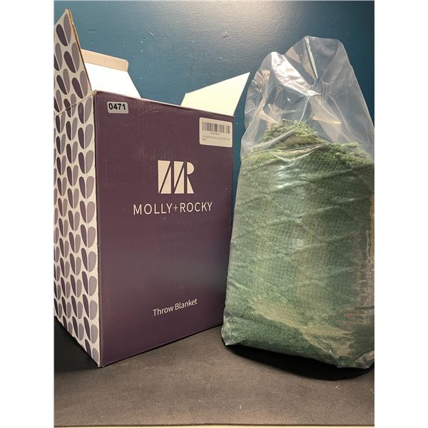 Lot of 1 Molly+Rocky Acrylic Knit Throw Blanket - 60 x 80 inch - Green