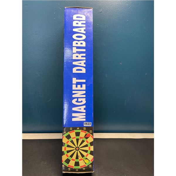 Lot of 1 Magnetic Dart Board