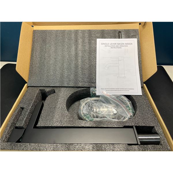 Lot of 1 KENES Single Lever Bathroom Sink Faucet - Black - Brand New!