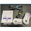 Image 1 : Lot of 1 Super Nintendo Entertainment System (SNES) w/ Cord & 2 Controllers - Used - Powers On/Works