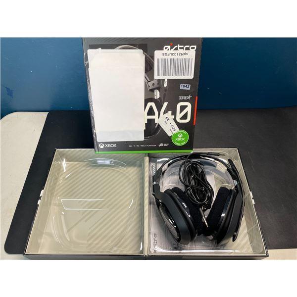 Lot of 1 ASTRO A40 TR Gaming Headset for Playstation/Xbox/PC/Mac/Mobile - Open Box