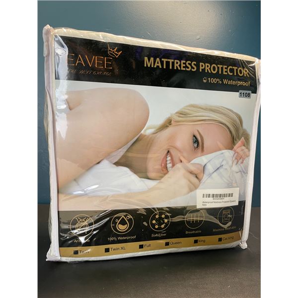 Lot of 1 Eavee Queen Size Waterproof Matress Protector - Brand New