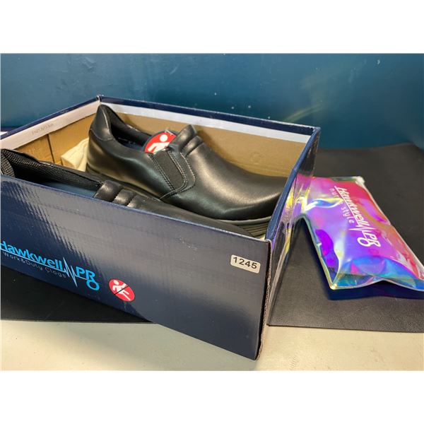 Lot of 1 Pair of Hawkwell PRO Leather Nurse Clogs; Size 9.5