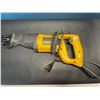 Image 1 : Lot of 1 Dewalt Reciprocating Saw - Used - Powers On!