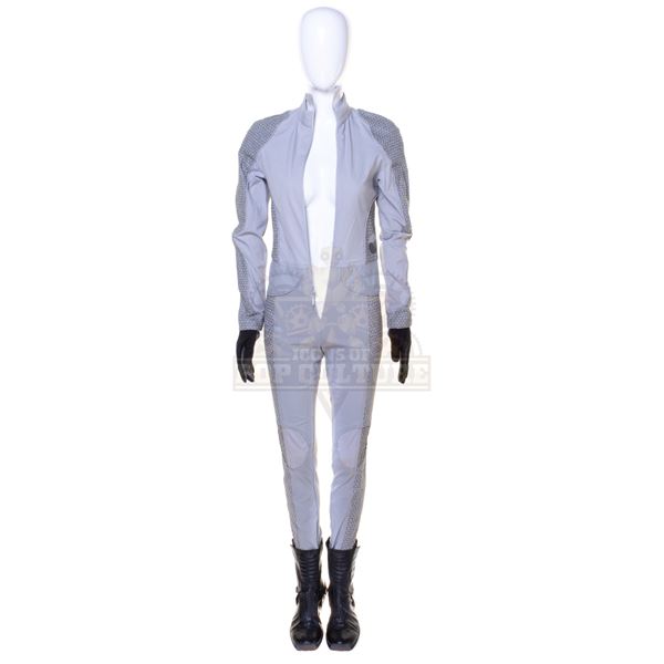 After Earth - Kitai's (Jaden Smith) Training Outfit - 33-26