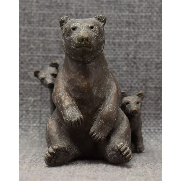 WESTERN BRONZE BEAR ( NOEL FUNDERBURK