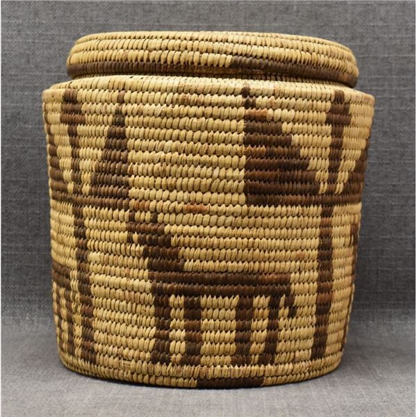 PAPAGO INDIAN LIDDED BASKET