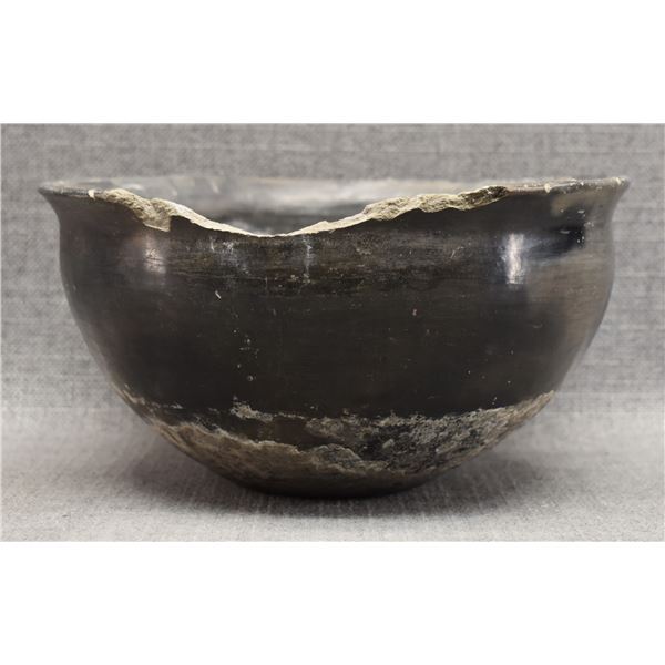 SAN JUAN INDIAN POTTERY BOWL