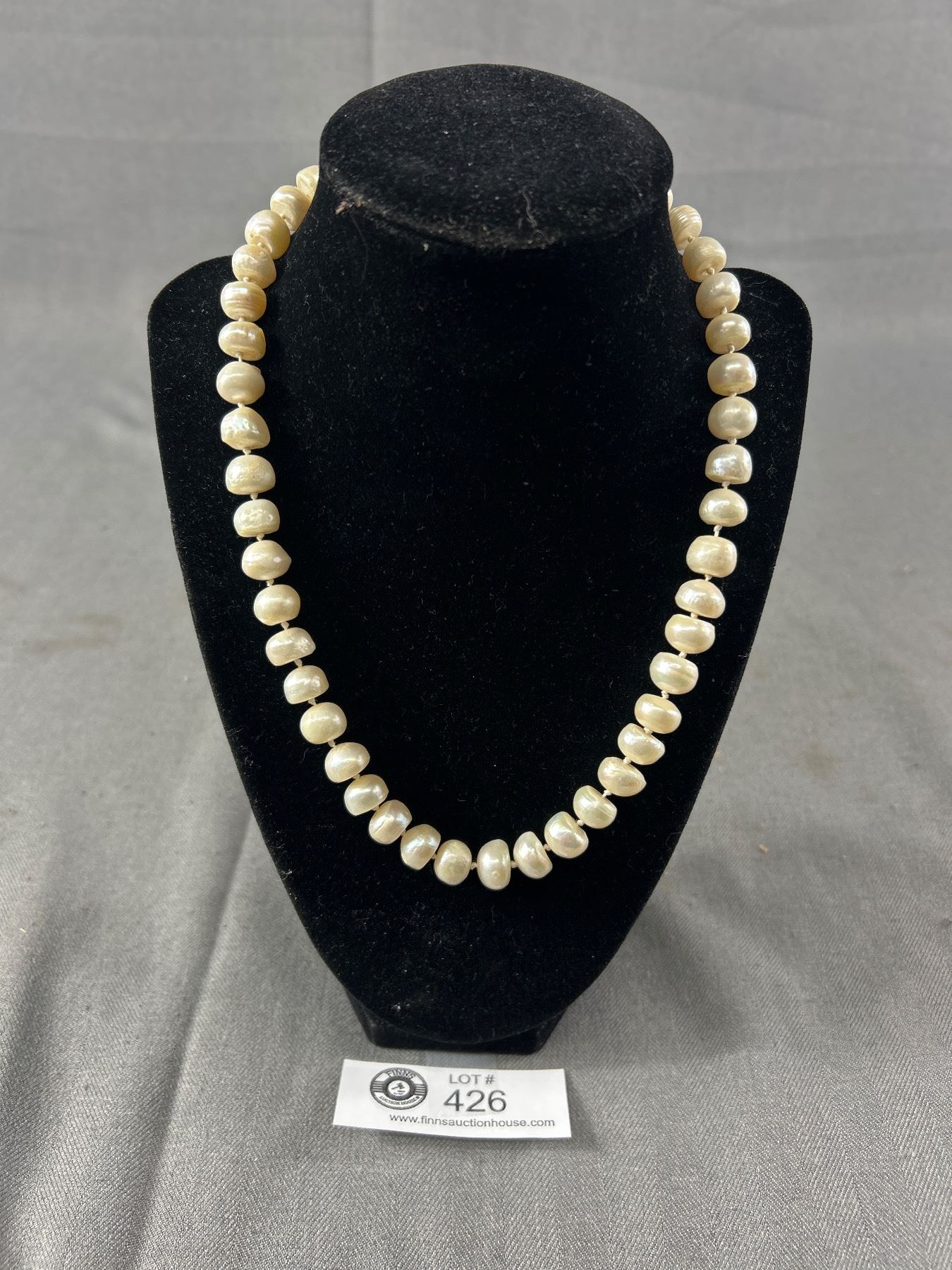 Vintage Pearl Necklace with Pendant