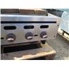 Image 8 : Wolf Outdoor Gas Grill 36"x31"