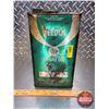 Image 1 : OIL TIN : VEEDOL CHAIN OIL (11-1/4"H x 4"W x 4-1/4"D) (SEE PICS!)