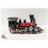 Image 1 : VINTAGE METAL STEAM TRAIN ENGINE MODEL- 17" X 7"