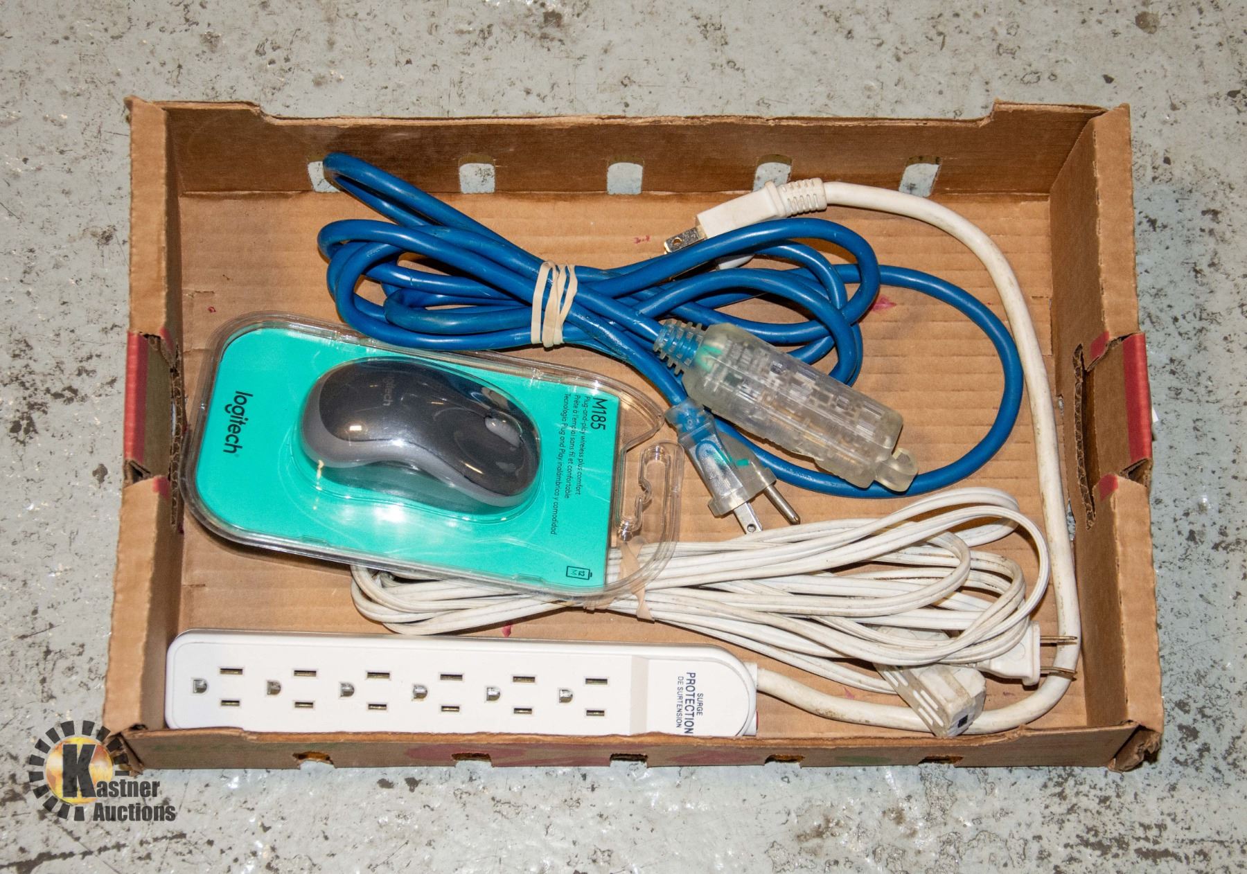 FLAT WITH NEW WIRELESS MOUSE, EXTENSION CORDS