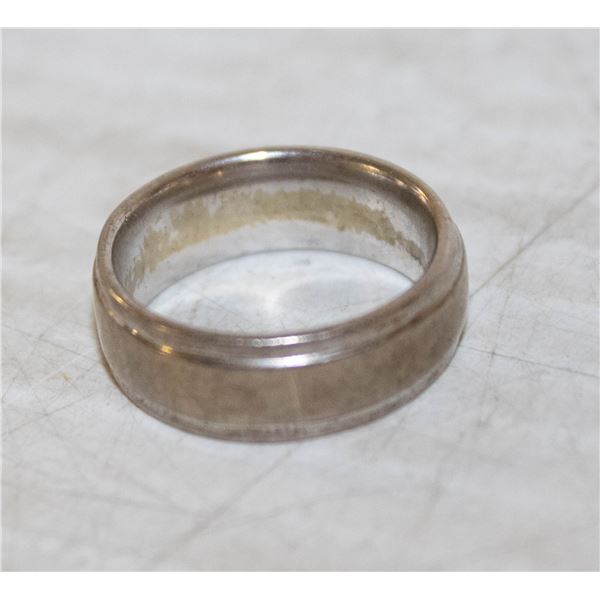 SILVER STAMPED APPROX. SIZE 5 RING