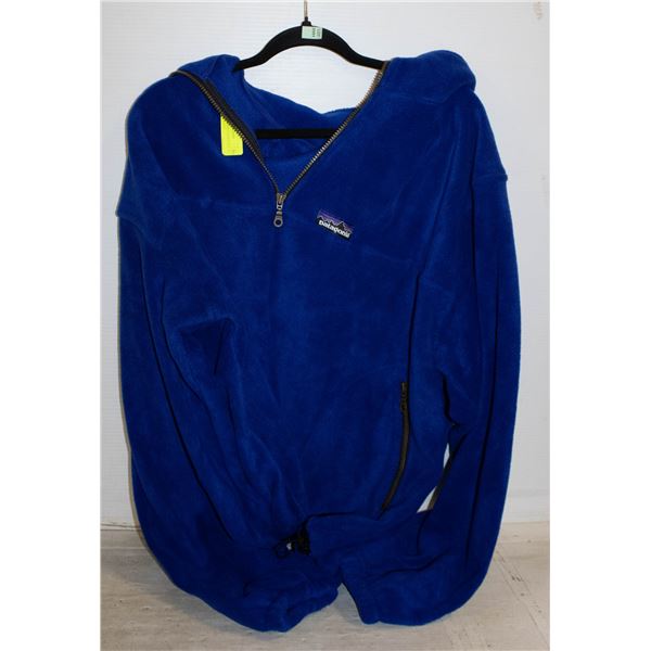 PATAGONIA PULLOVER SIZE XL BLUE-ESTATE