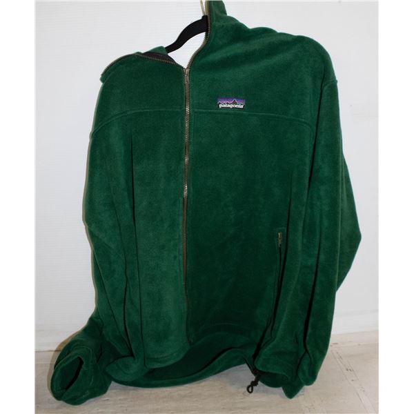 PATAGONIA COAT SIZE XL GREEN-ESTATE