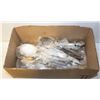 Image 1 : BOX OF CUTLERY - ESTATE