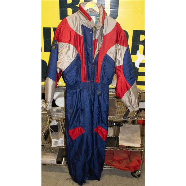 DESCENTE ONE PIECE SKI SUIT SIZE M