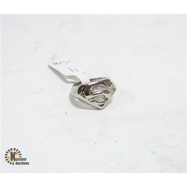 SIZE 4/15MM SUPERMAN LOGO INSIGNIA RING