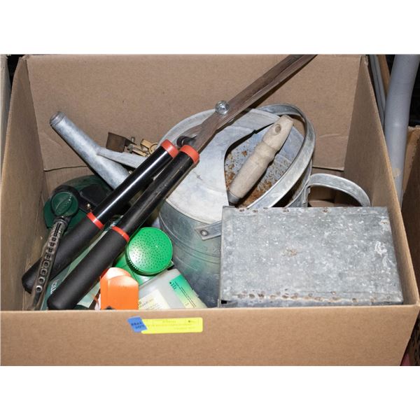 BOX OF ESTATE GARAGE ITEMS