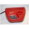 Image 1 : MILWAUKEE M12 CHARGER