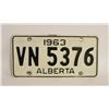 Image 1 : 1963 VINTAGE ALBERTA LICENSE PLATE VN 5376