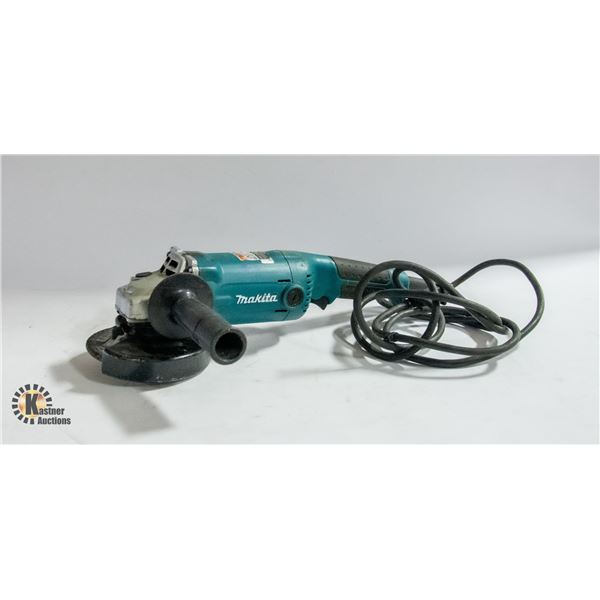 MAKITA 5"-GRINDER WITH DISC