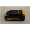Image 1 : NEW DEWALT 20V LITHIUM BATTERY CHARGER