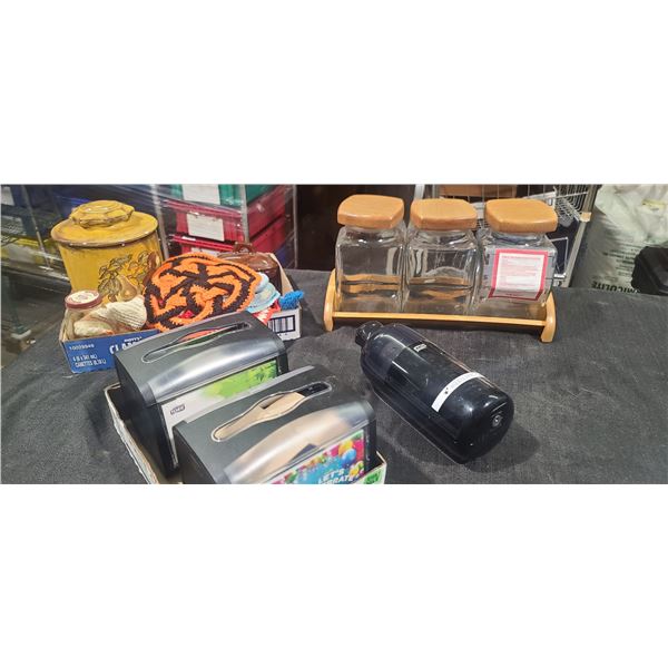 MISC HANDSINITIZER STATION NAPKIN DISPENSERS X 2, PLEASE SEE IMAGES FOR MORE