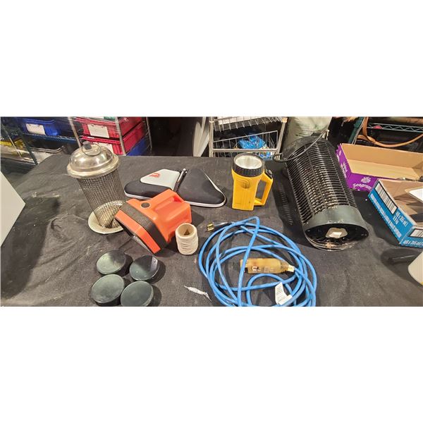 STINGER BUG ZAPPER, BIRD FEEDER, TWO FLASHLIGHTS AND OTHER