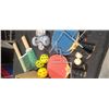 Image 2 : PORTABLE TABLE TENNIS/PING POND SET AND PLAYSTATION 2 GAMES