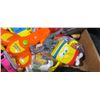 Image 18 : LARGE LOT OF TOYS
